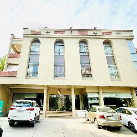 Hotel Bhoomivilas Agra  Exterior foto