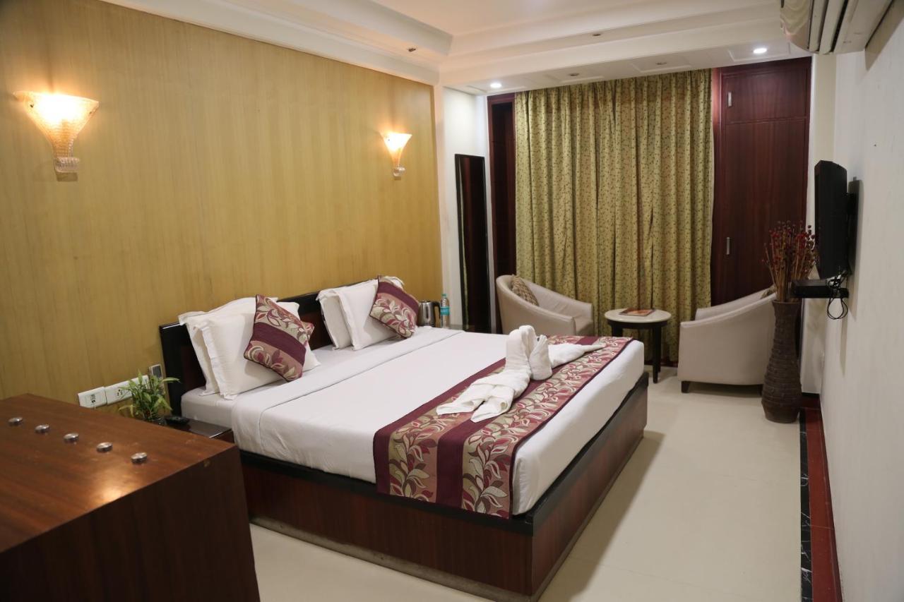 Hotel Bhoomivilas Agra  Exterior foto