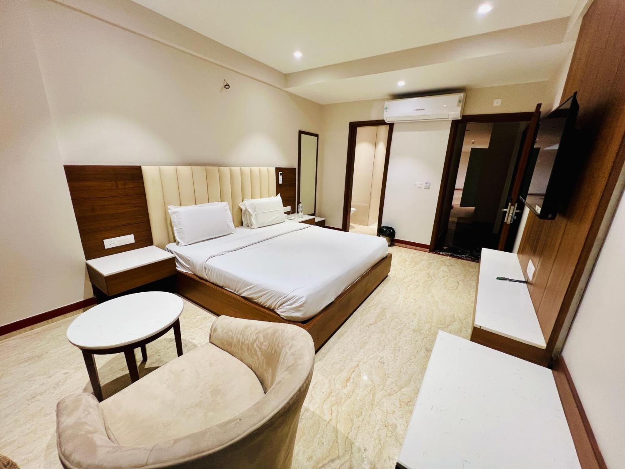 Hotel Bhoomivilas Agra  Exterior foto